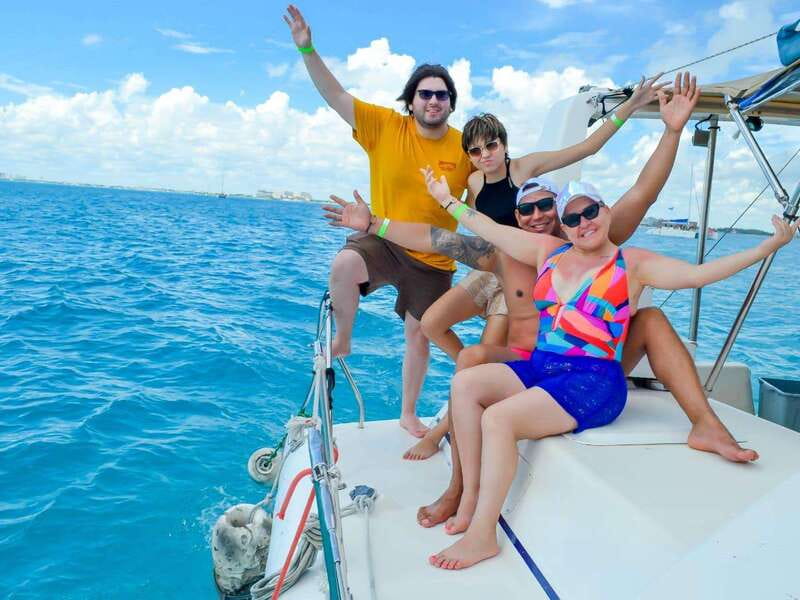 Cancun: Isla Mujeres Catamaran Tour with Open Bar of Drinks - Key points to know before booking