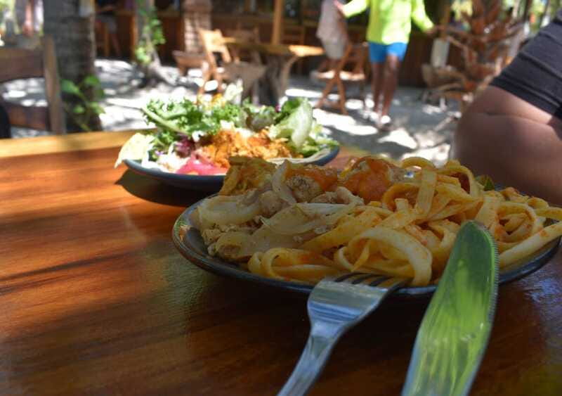 Cancun: Isla Mujeres Catamaran with buffet, drinks & snorkel - Who will enjoy this day most