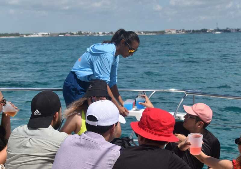 Cancun: Isla Mujeres Only Adults Catamaran, drinks & snorkel - Sailing toward Playa Norte