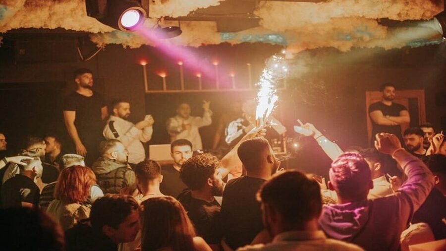 Cappadocia: Guided Bar Crawl with Hotel Pickup and Snack - Who Will Enjoy This Night Most