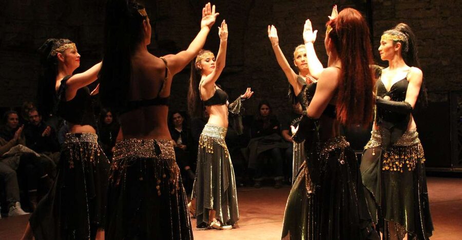 Cappadocia: Turkish Night with Dinner-Unlimited Drinks - Dinner begins with drinks and appetizers