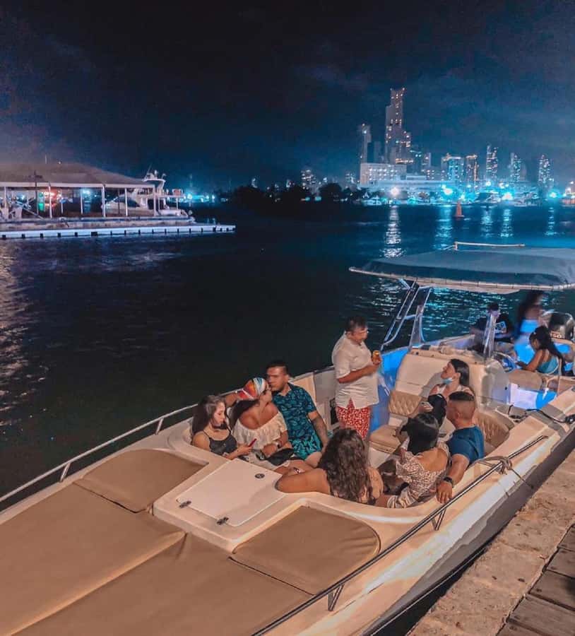 Cartagena: Speed Boat Party on the Bay with open bar - Key points before you book