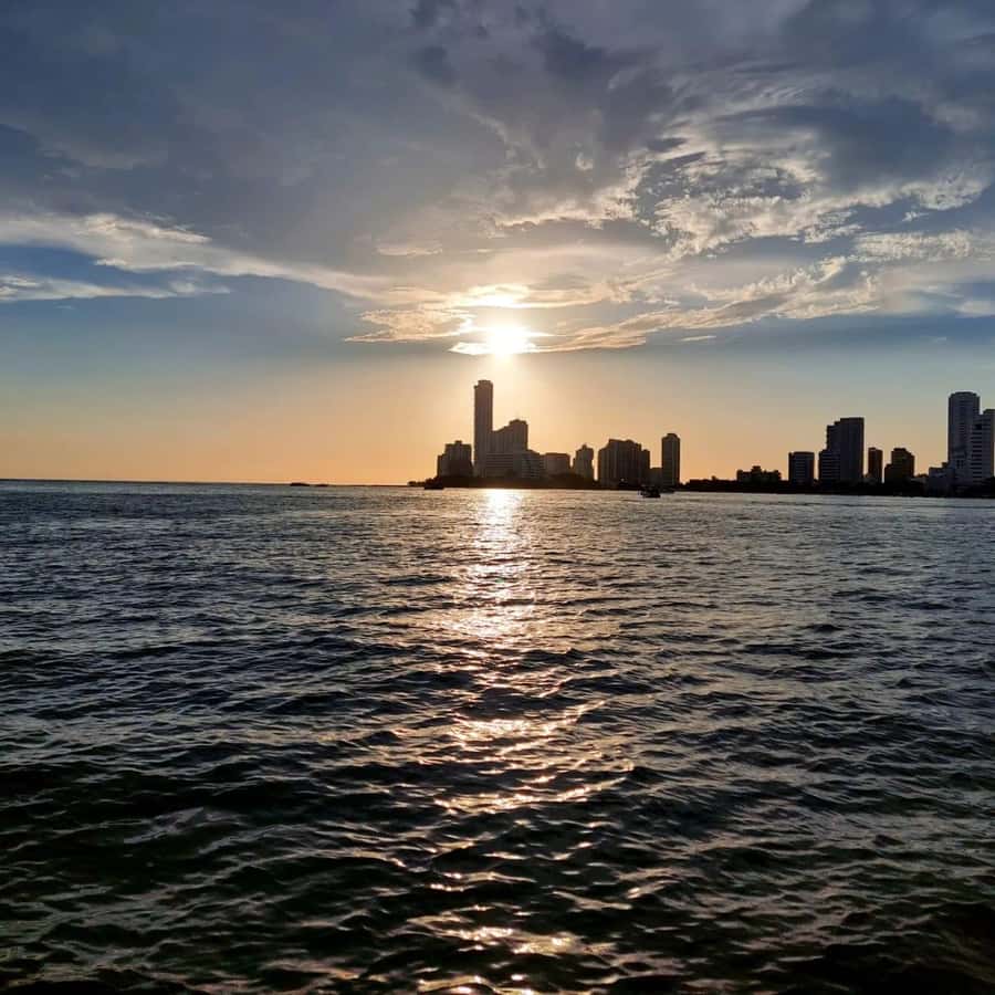 Cartagena: Sunset baytour with Dj, drinks and disco - The boat ride is social, not a formal tour