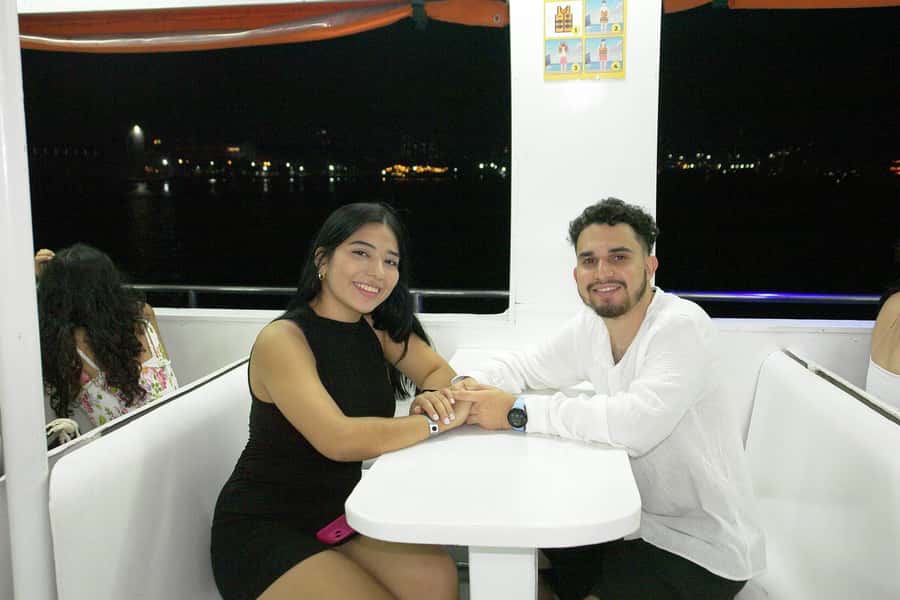 Cartagena: White Night Boat Tour with Dinner and Open Bar - Practical ways to make the evening better