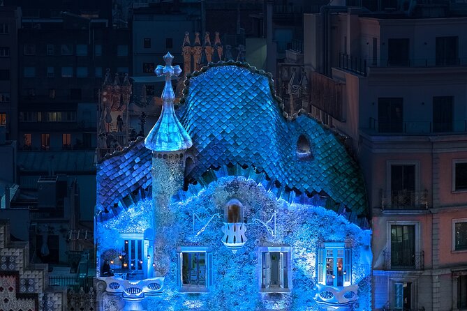 Casa Batlló : Night Visit "A Winter Night" - Lighting, projections, and Gaudí’s unusual rooms