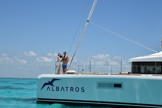 Catamaran Albatros Platinum & Beach club & Open bar & Isla Mujeres - AMAZONA Beach Club and Balinese-bed time