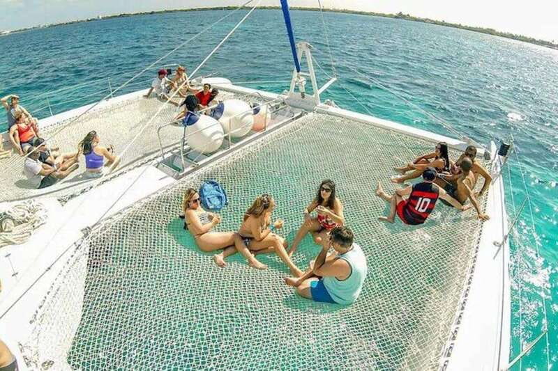 Catamaran party Isla Mujeres with drinks & lunch - The Cancun pickup and the one-hour ride