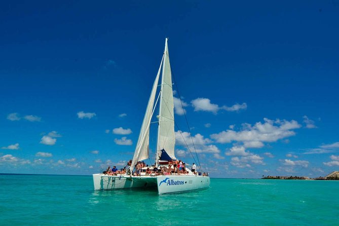 Catamaran Sailing to Isla Mujeres with Snorkeling, Lunch & Open Bar included - Snorkeling near Isla Mujeres