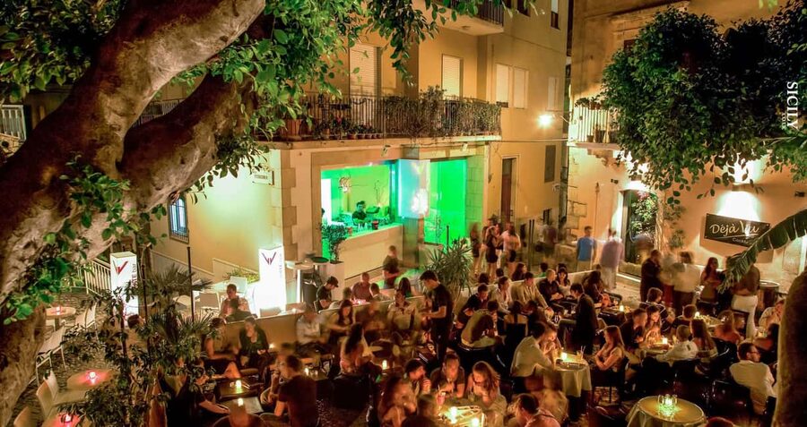 Catania Guided Bar Crawl in the Old Town - Should you book the Catania Old Town bar crawl?