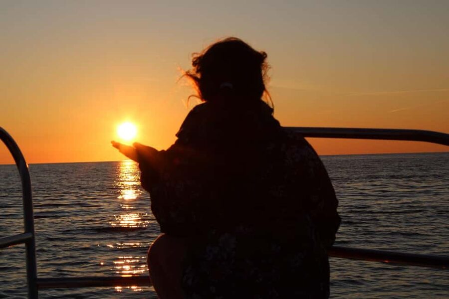Cavtat: Romantic Sunset Cruise with Unlimited Drinks - A sunset ride built around the view
