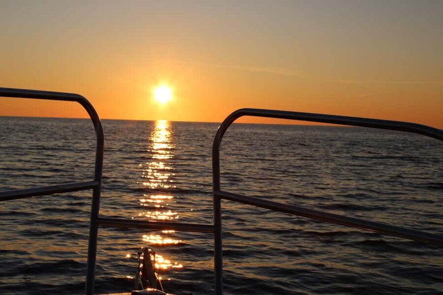 Cavtat: Romantic Sunset Cruise with Unlimited Drinks - Finding the boat in Cavtat harbor