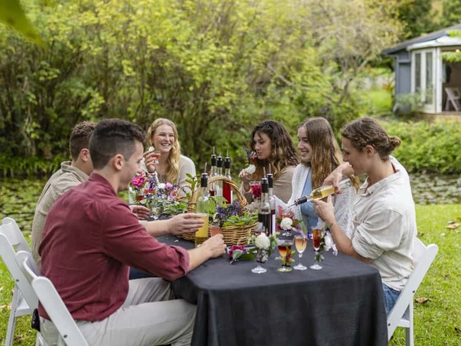 Central Coast Foraging & Mixology Workshop - Foraging for Flowers and Garnishes