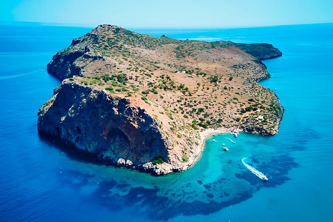 Chania: Afternoon Catamaran trip - Dinner, Drinks & Sunset - Crew service and the overall mood