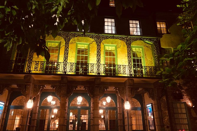 Charleston Haunted Booze and Boos Ghost Walking Tour - Graveyards, churches, and the Four Corners of Law