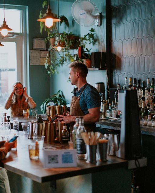 Charleston: Sip History Cocktail Making Class w Drinks Incl. - A Charleston cocktail class with a history lesson