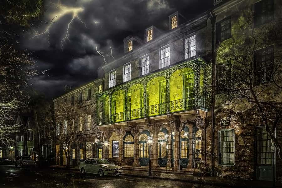 Charleston: Spirits & Spirits Haunted Pub Crawl - Key points to know before booking