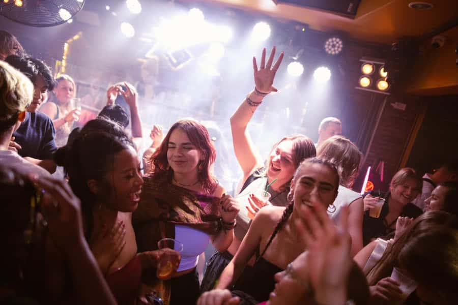 Chiang Mai Pub Crawl: 4 Venues, Beer Buffet & VIP Entry - Four venues, one easy night out