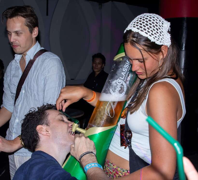 Chiang Mai Pub Crawl: The Best Nightlife in Town! - Karaoke is the social high point