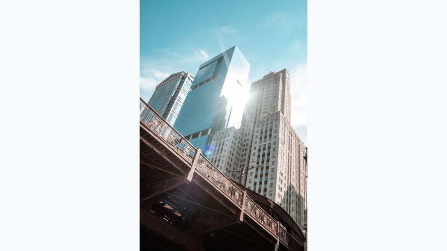 Chicago: Architecture Boat Tour with Drinks - Finding the boat at Ogden Slip