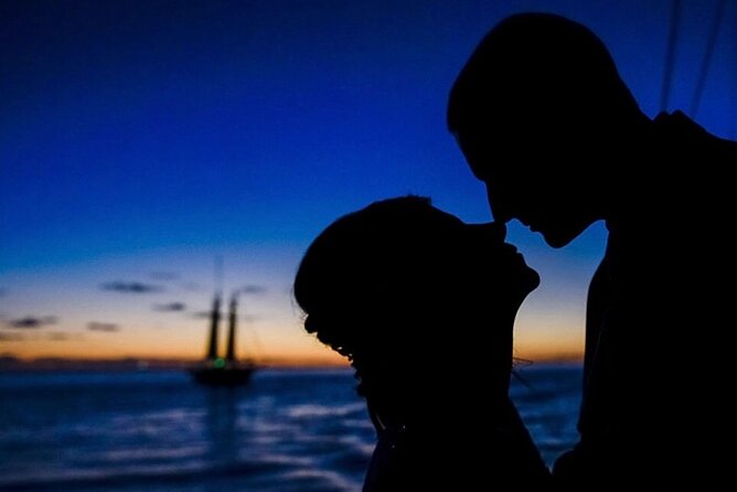 Classic Key West Schooner Sunset Sail with Full Open Bar - Crew service and the role of the captain