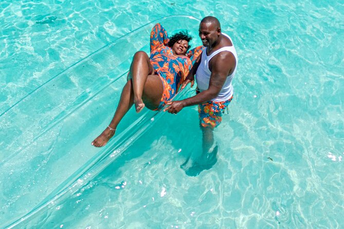 Clear Kayak Photoshoot+Free Cocktail Nassau, Bahamas - Who will enjoy this most