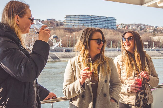 Cocktail Cruise and City Views on the Danube in Budapest - From Margaret Bridge to the Chain Bridge