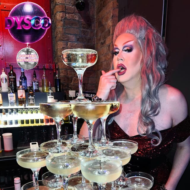 Cocktail Masterclass with Drag Queens @ Dysco, Liverpool - Meeting the queens and choosing your first cocktail
