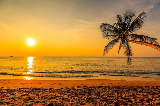 Cocktail Sunset Cruise from Sapphire Beach Resort - Appetizers that make the fare more useful