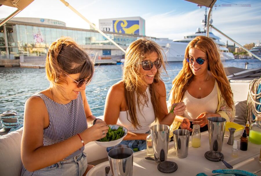 Cocktails Workshop & Sailing Cruise from Barcelona - Practical details that matter