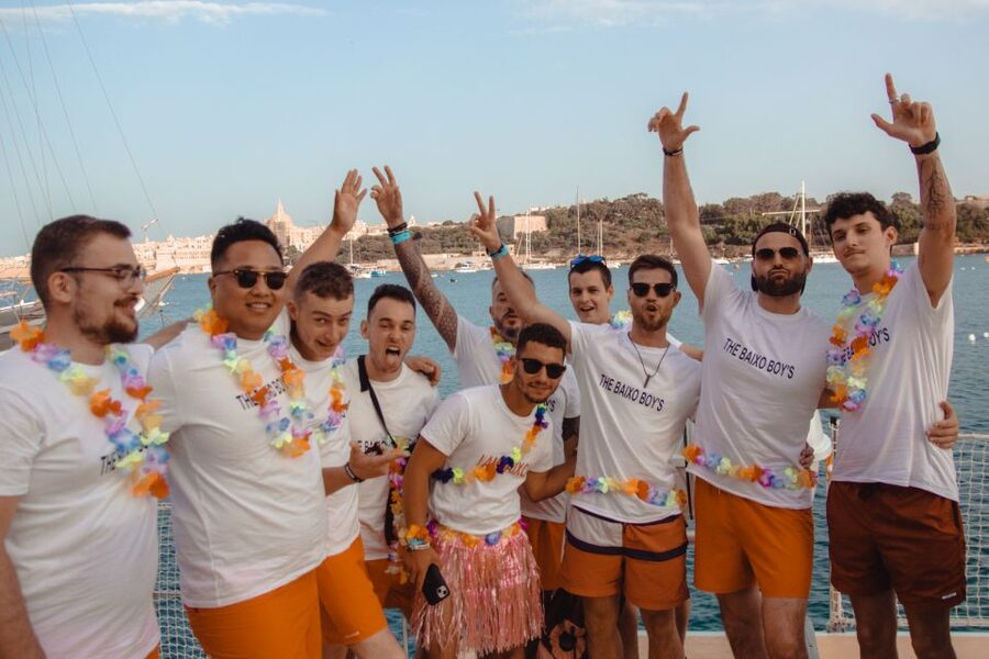 Comino: Blue Lagoon Catamaran Cruise with Lunch and Open Bar - Practical tips for a better day