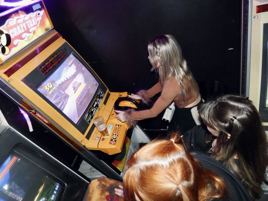Copenhagen: Social Nightlife Pub Crawl with Shots & Games - RUST Natklub and the late finish