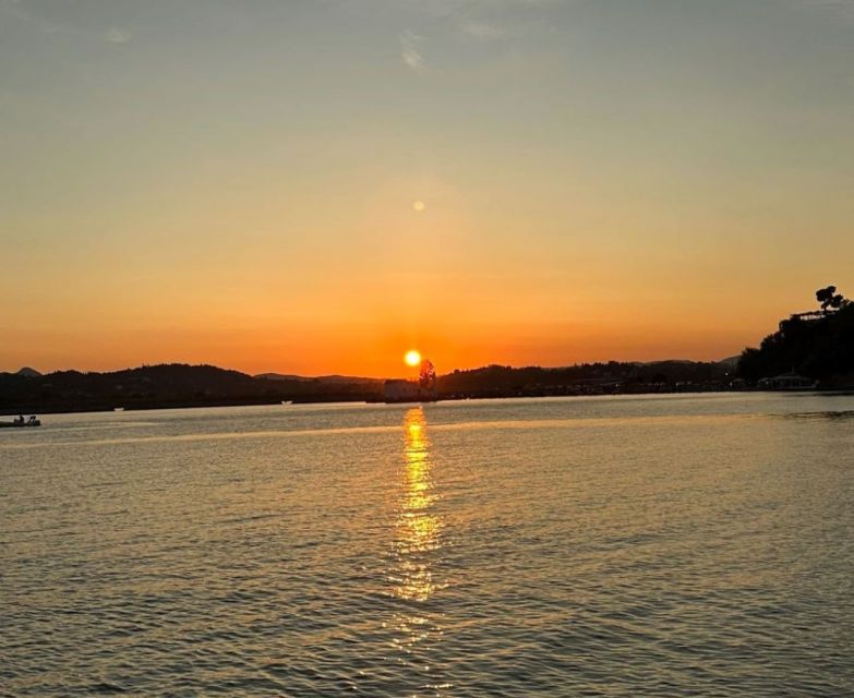 Corfu: Sunset Cruise on Classic Boat with Cocktails & Snacks - Reaching Pontikonissi for sunset