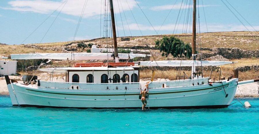 Corfu Town: Full-Day Cruise with Lunch, Drinks & Swim Stops - Sailing out from Corfu’s old port