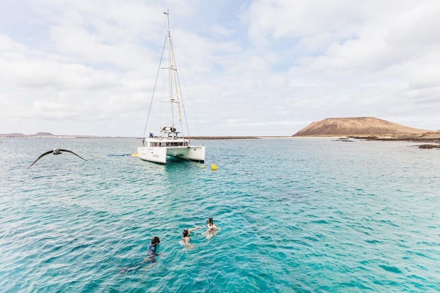 Corralejo: Lobos Island Catamaran Tour with Drinks & Snorkel - Is $88 good value?