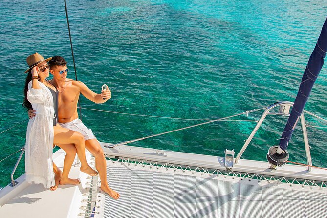 Cozumel Luxury Sailing & Snorkeling with Lunch and Open Bar Onboard - Price, group size, and overall value