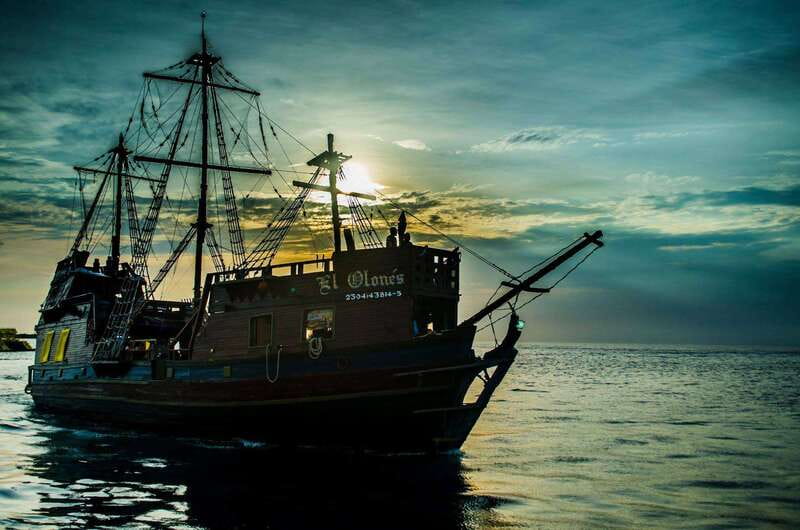 Cozumel: Pirate Ship Cruise with Open Bar, Dinner, and Show - Key points to know before you board