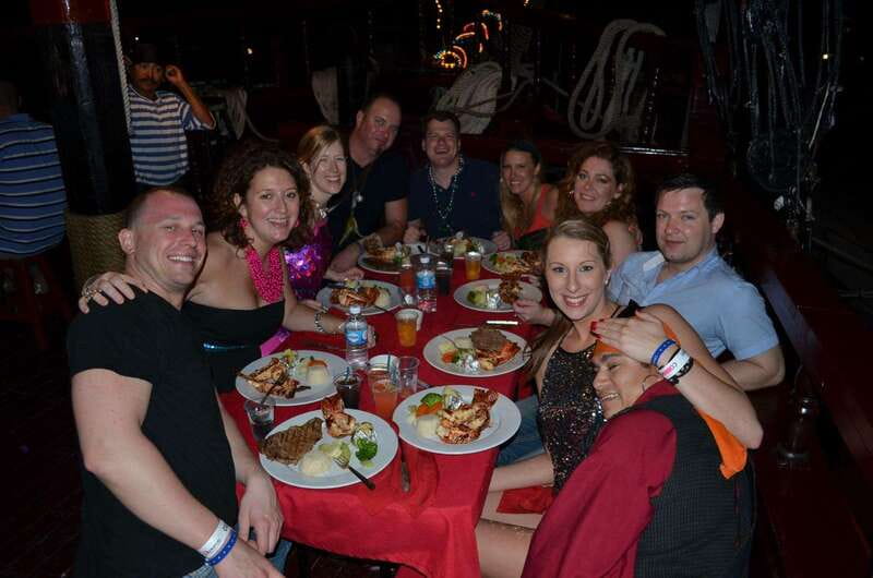 Cozumel: Pirate Ship Cruise with Open Bar, Dinner, and Show - Dinner on a ship that changes shape