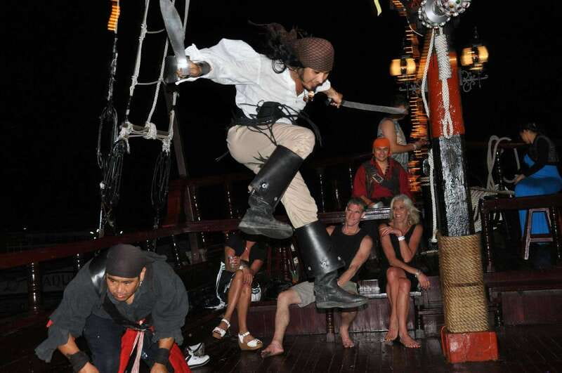 Cozumel: Pirate Ship Cruise with Open Bar, Dinner, and Show - Premium drinks and the Deluxe upgrade