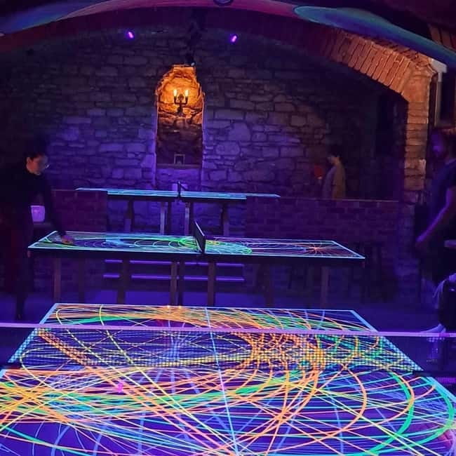 Crew Bar Prague: Open bar, ping pong or shuffleboard game - How the 60 minutes work