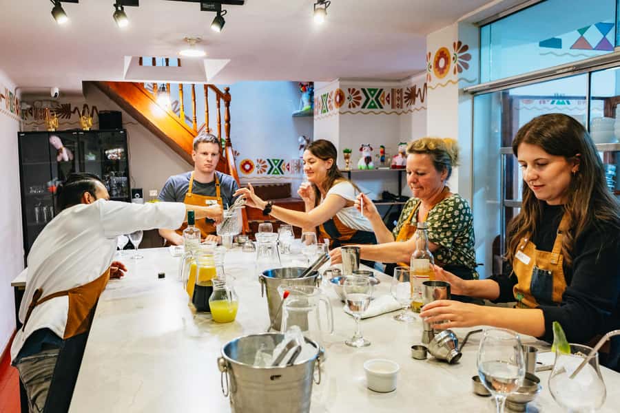 Cusco: Peruvian Cooking Class, Cocktails & Local Market Tour - Dietary choices are handled with useful flexibility