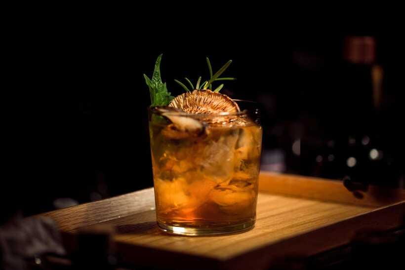Da Nang: Private Cocktail Tasting with Top Local Mixologists - Stop two: the longest pause and the most room for craft