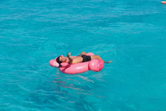 Dancer Cruise Isla Mujeres Snorkel Food and Drinks Included - The ride back is the main party