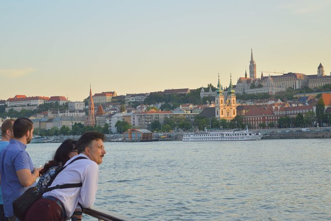 Daytime and Sunset Cruise on the Danube with Drink Options - Choosing between cocktails, beer, and non-alcoholic drinks