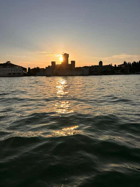 Desenzano del Garda: Sunset Boat Trip at Sunset with Drink - Who will enjoy this cruise most?