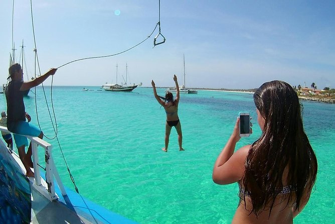 Dolphin Catamaran Snorkel and Sail with Open Bar - Is $69 a good value in Aruba?