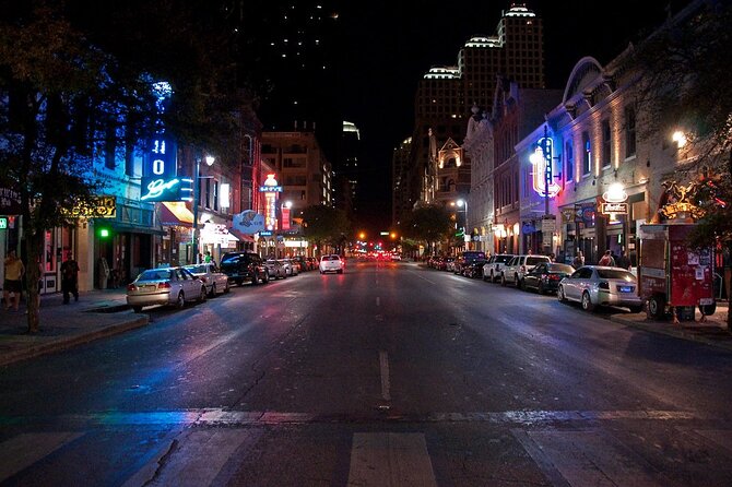Downtown Austin Live Music Pub Crawl - What $26 buys you, and what it does not