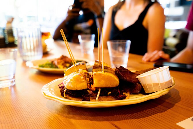 Downtown Food Tour with Drinks - What you actually eat and drink
