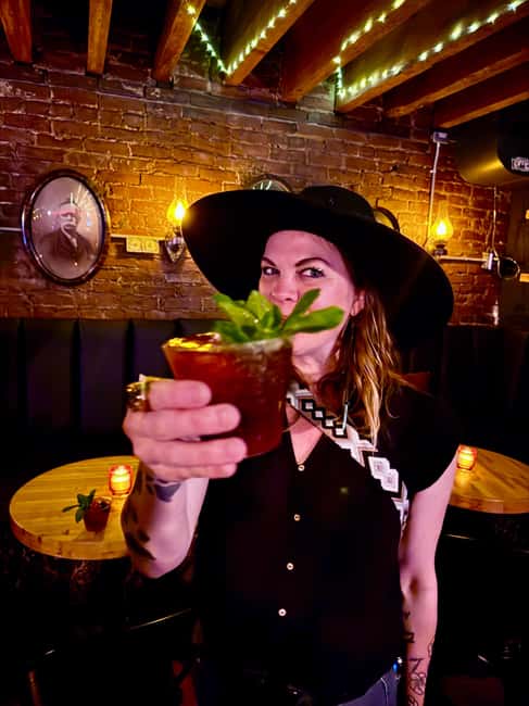 Downtown Louisville: Misfits and Mayhem Walk with Cocktail - Fourth Street Live and Louisville after dark