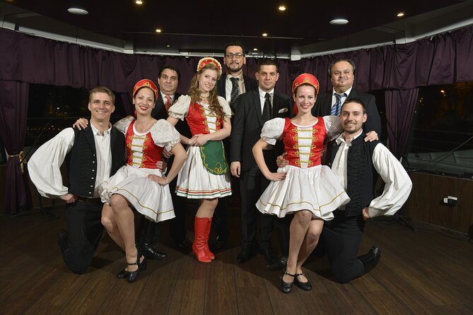 Drinks and Folklore Show Cruise in Budapest - Key points to know before booking