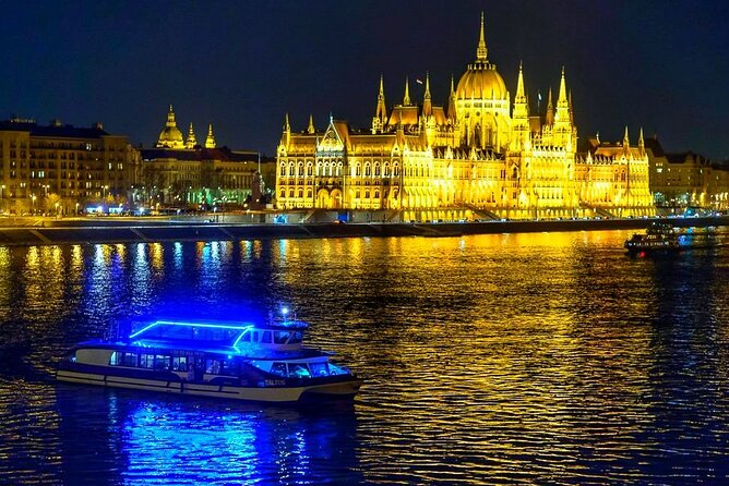 Drinks and Folklore Show Cruise in Budapest - What the included drinks add to the price